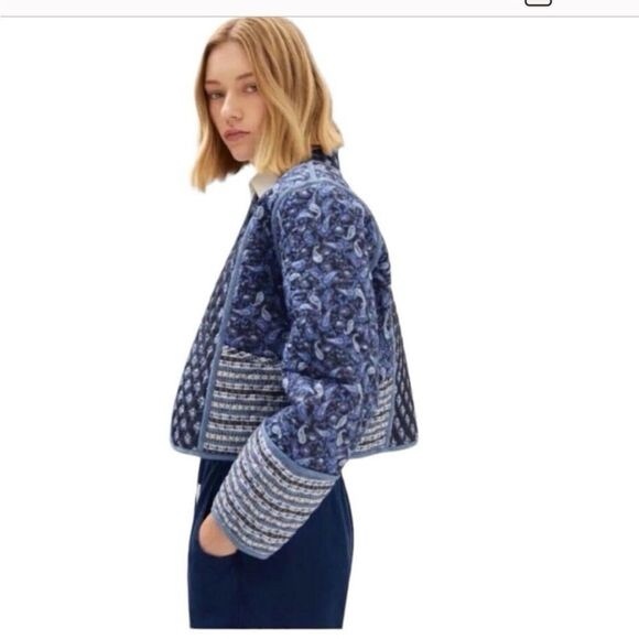 sunday up Jackets & Blazers - Quilted Paisley Blue Cropped Jacket